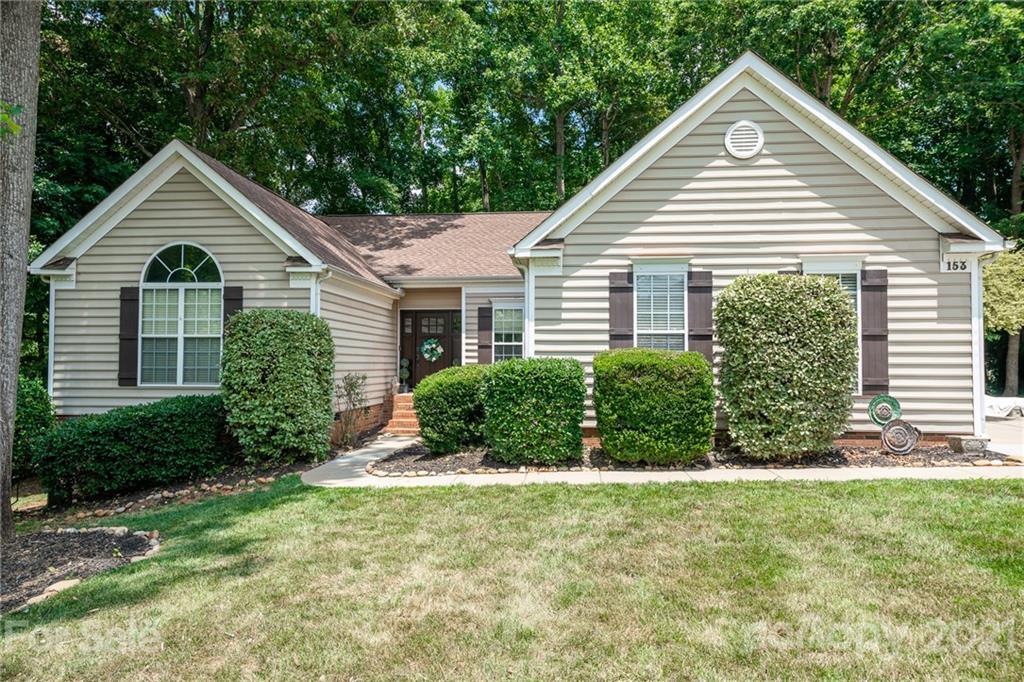 153 Spring Grove Drive Mooresville NC 28117