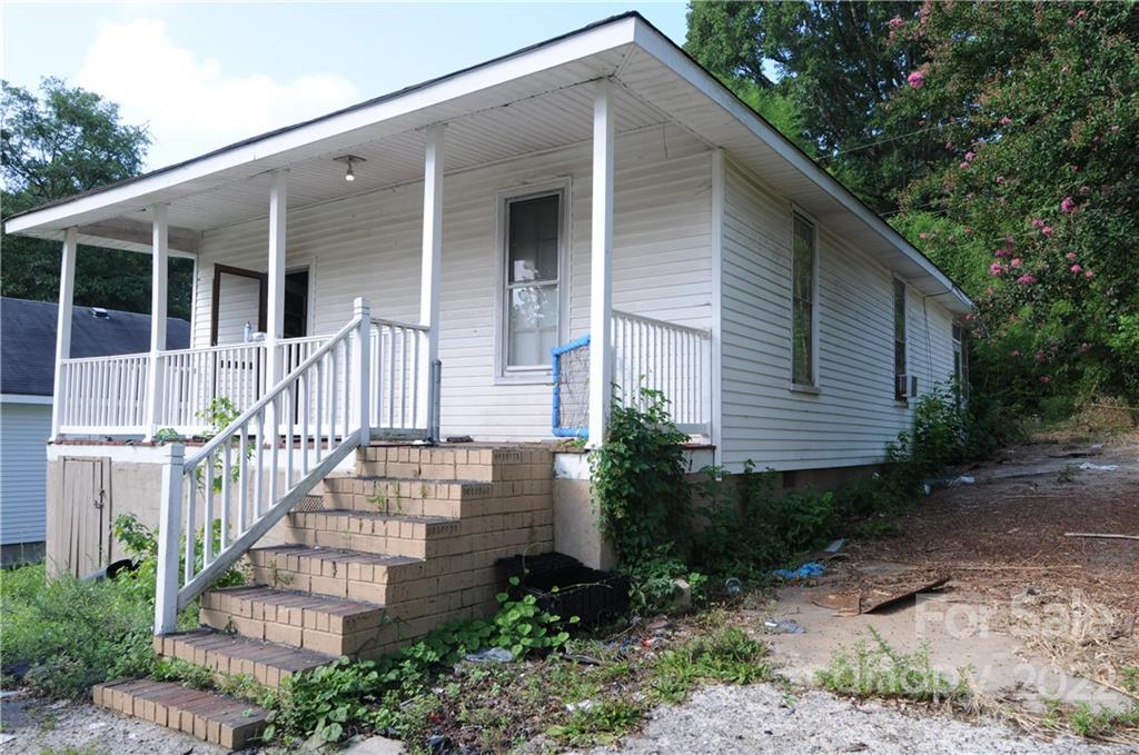 1869 Arrowood Lane Lincolnton NC 28092