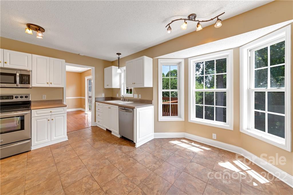 3 Westmont Drive Asheville NC 28806