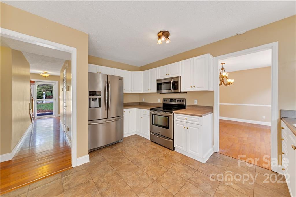 3 Westmont Drive Asheville NC 28806