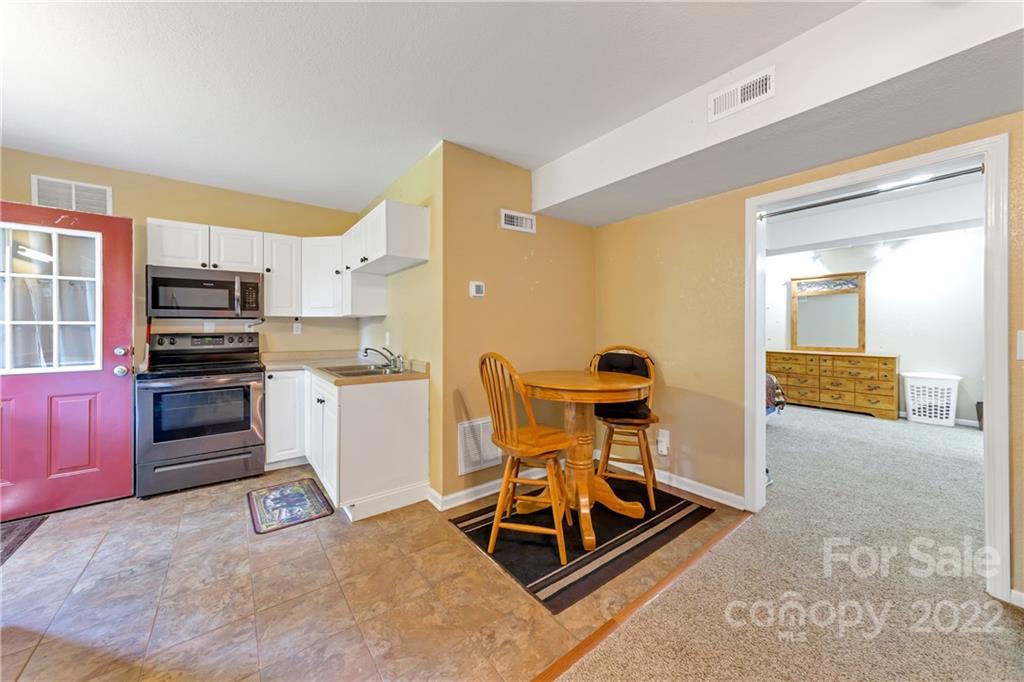 3 Westmont Drive Asheville NC 28806