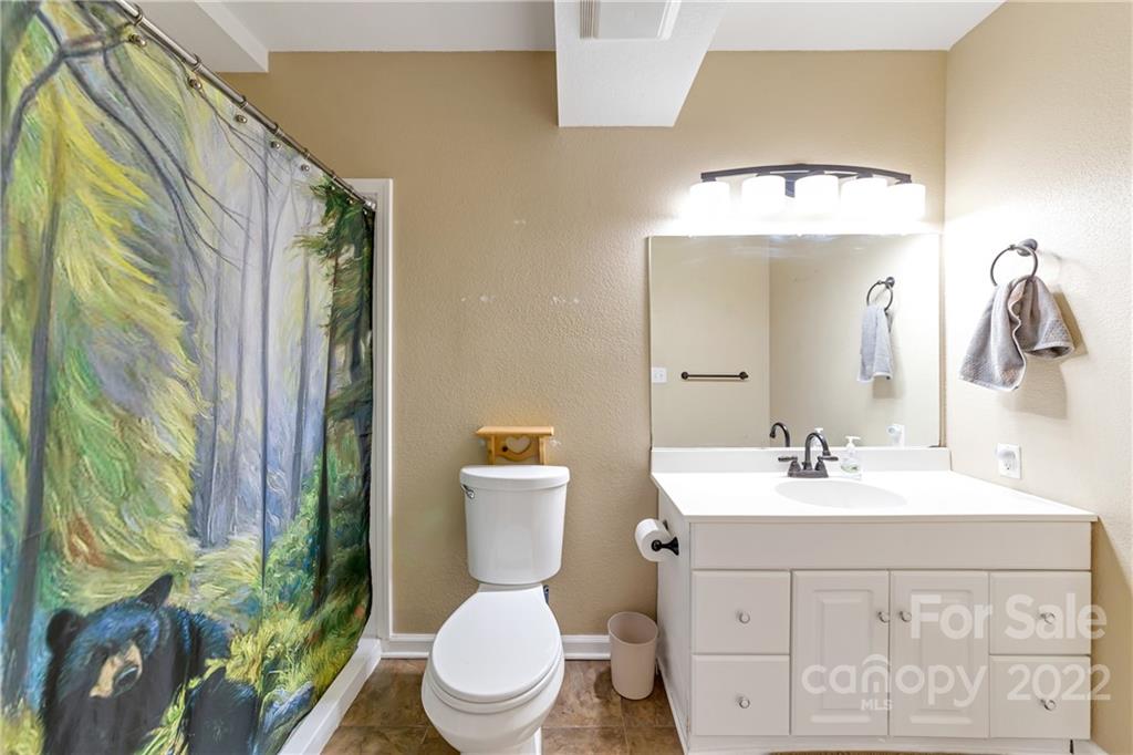 3 Westmont Drive Asheville NC 28806