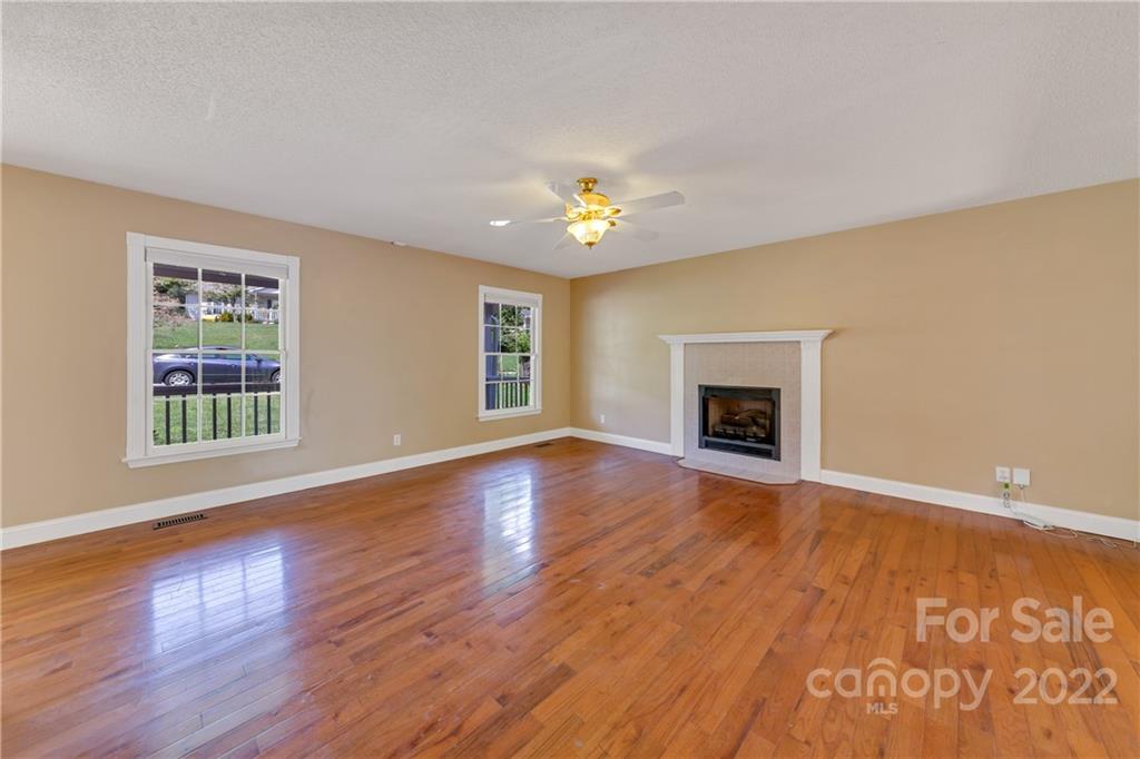 3 Westmont Drive Asheville NC 28806