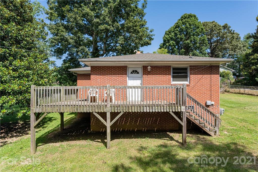 5 Bear Creek Place Asheville NC 28806