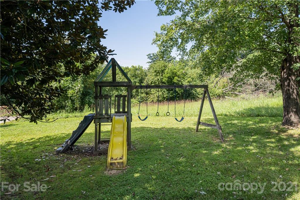 5 Bear Creek Place Asheville NC 28806
