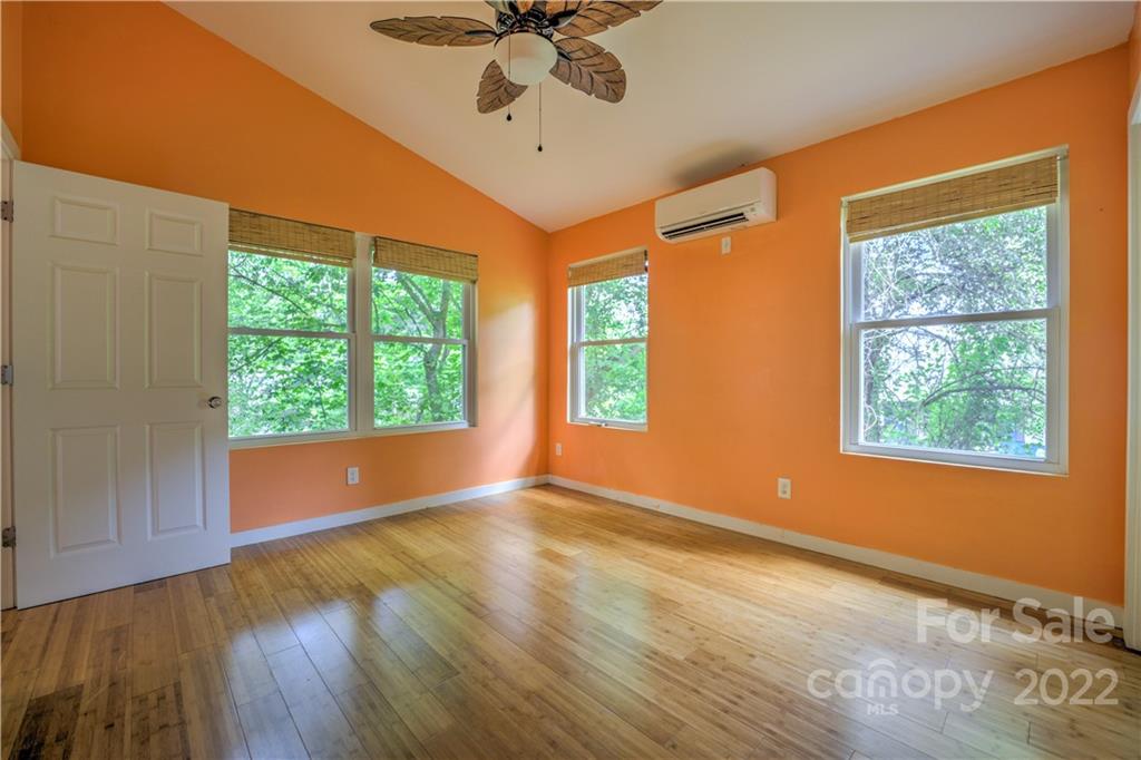 95 Deaver Street Asheville NC 28806