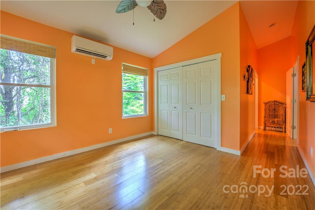 95 Deaver Street Asheville NC 28806