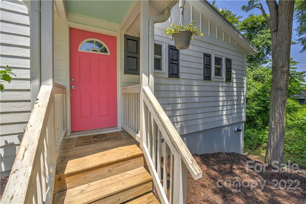 95 Deaver Street Asheville NC 28806