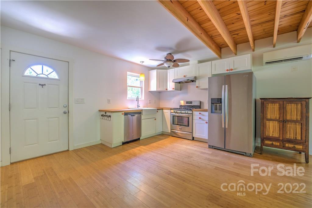 95 Deaver Street Asheville NC 28806
