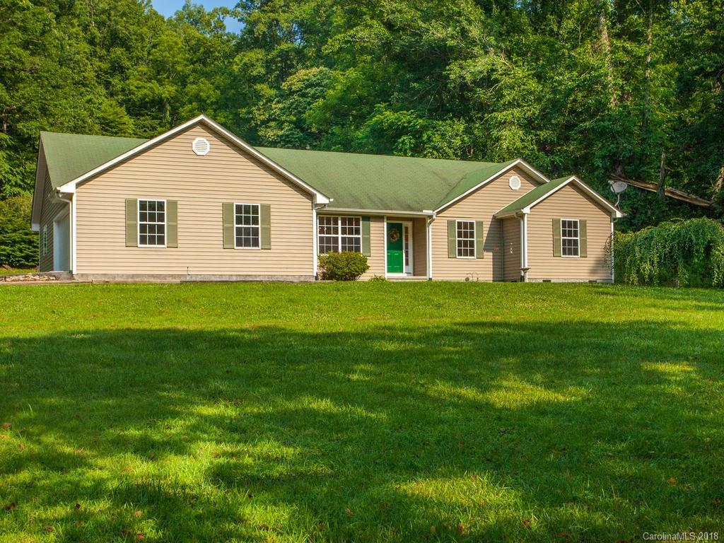 672 Battle Creek Road Horse Shoe NC 28742