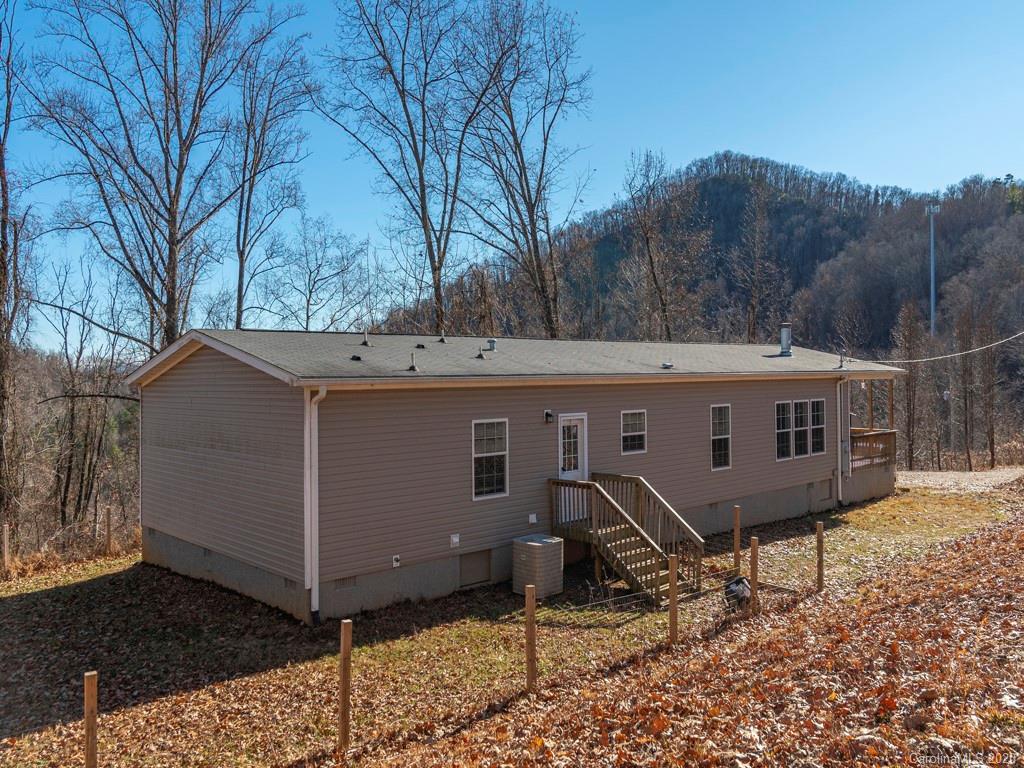 85 Rockledge Drive Leicester NC 28748