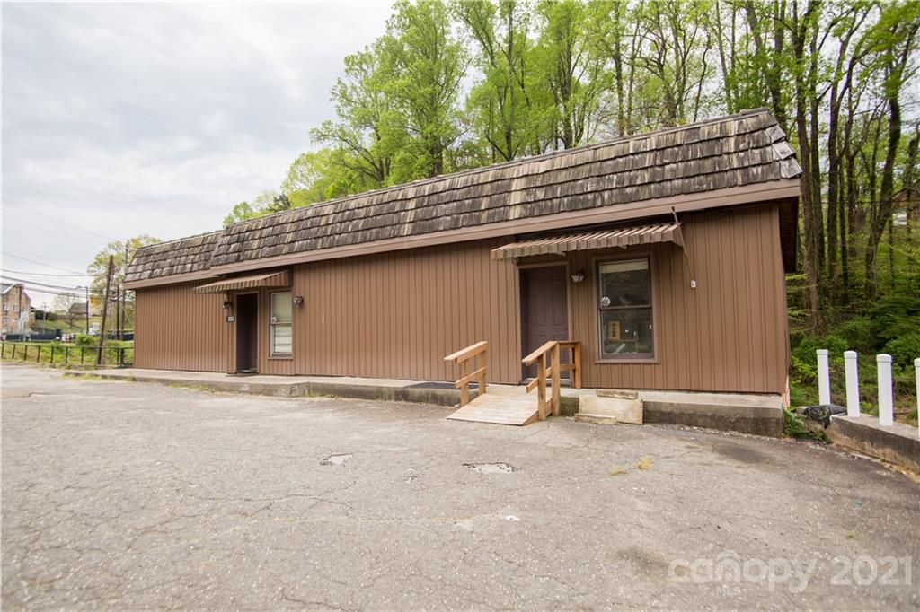 335 N Main Street Marion NC 28752