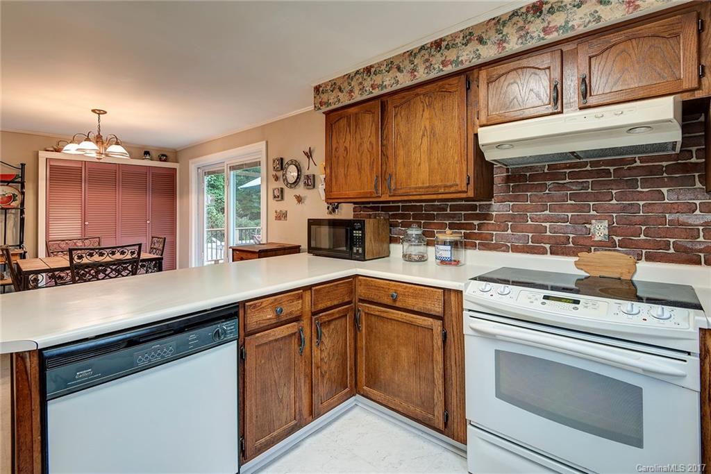 286 Monte Vista Road Candler NC 28715