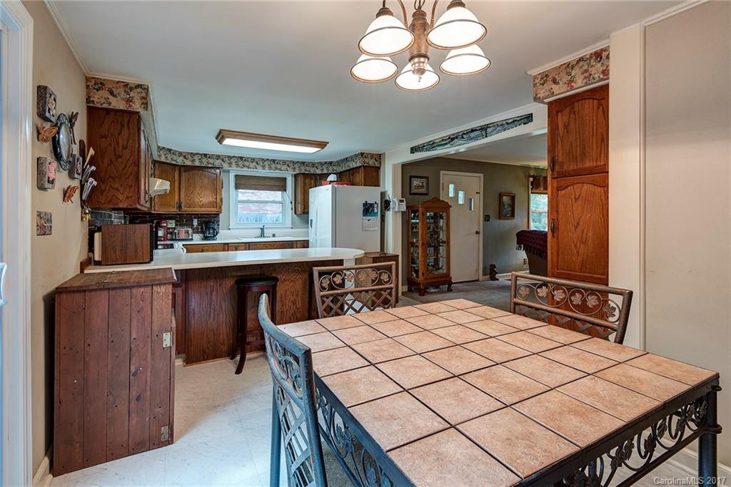 286 Monte Vista Road Candler NC 28715