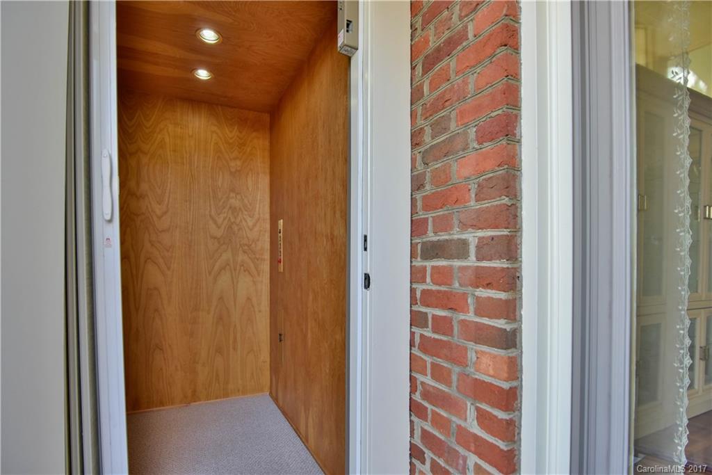 92 Horizon Hill Road Asheville NC 28804