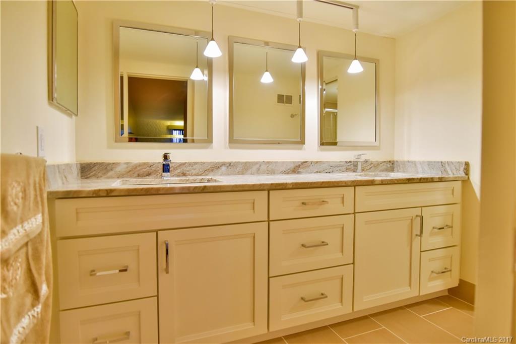 92 Horizon Hill Road Asheville NC 28804