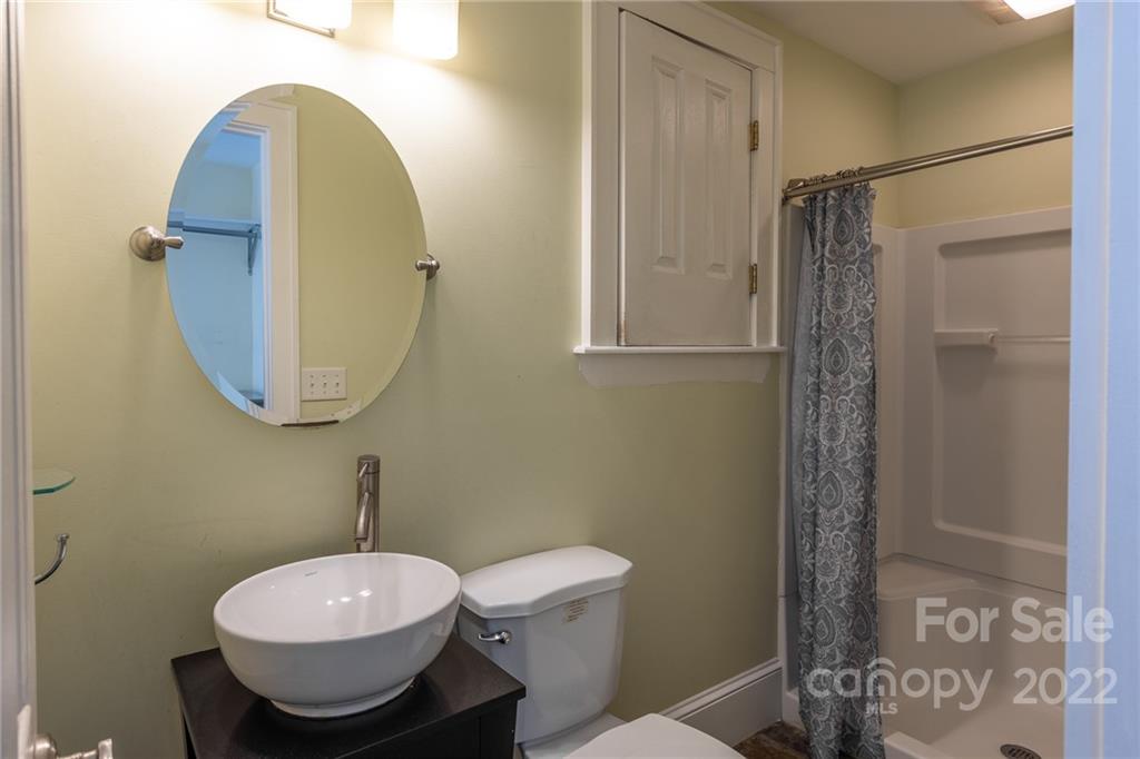 22 Kenilwood Place Asheville NC 28803