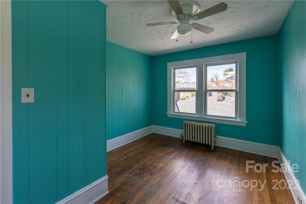 22 Kenilwood Place Asheville NC 28803