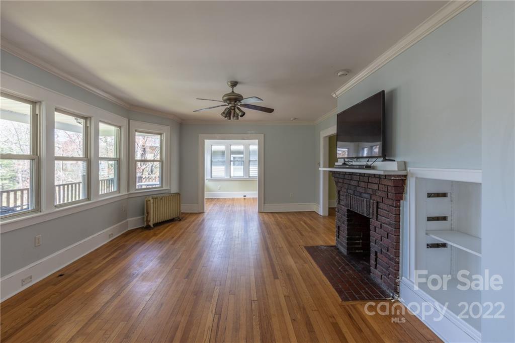 22 Kenilwood Place Asheville NC 28803