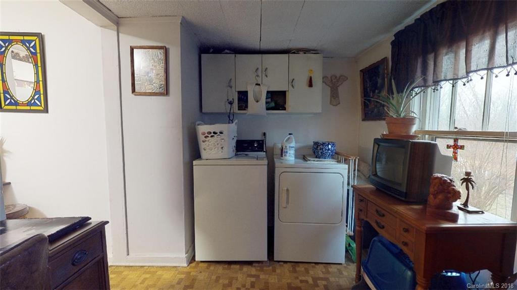 170 Grove Street Marion NC 28752
