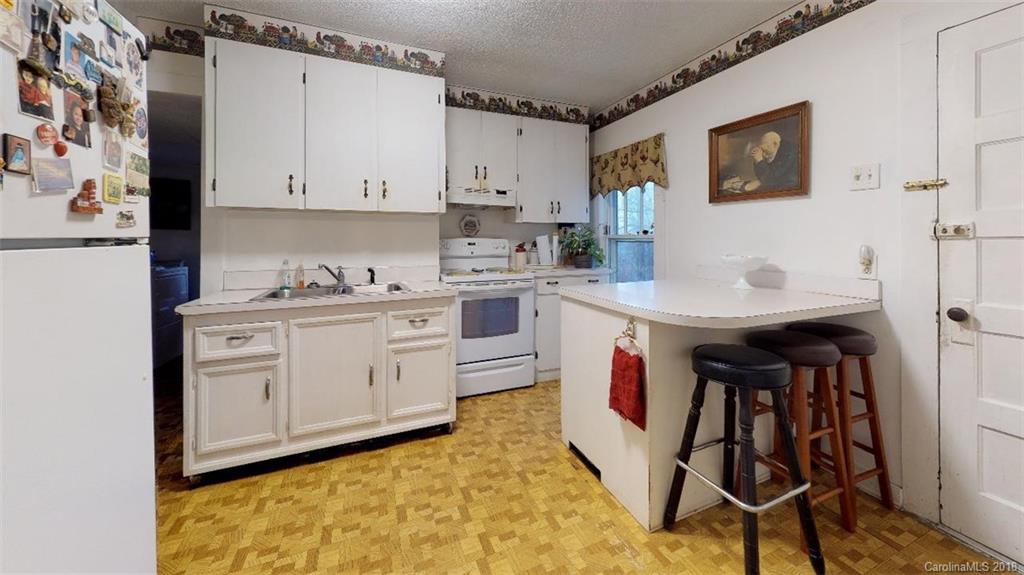 170 Grove Street Marion NC 28752