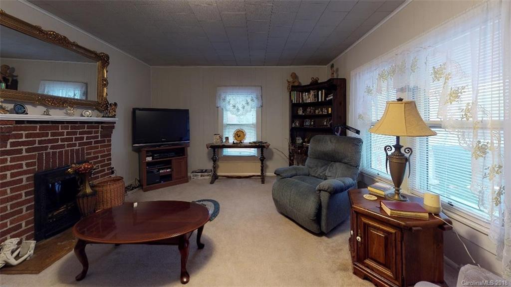 170 Grove Street Marion NC 28752