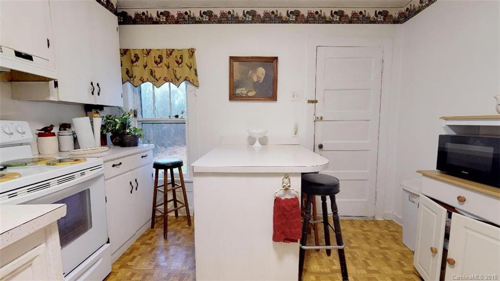 170 Grove Street Marion NC 28752