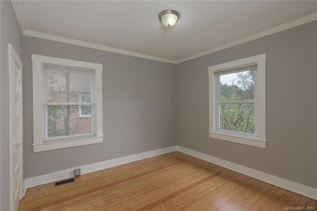 107 Morgan Street Swannanoa NC 28778