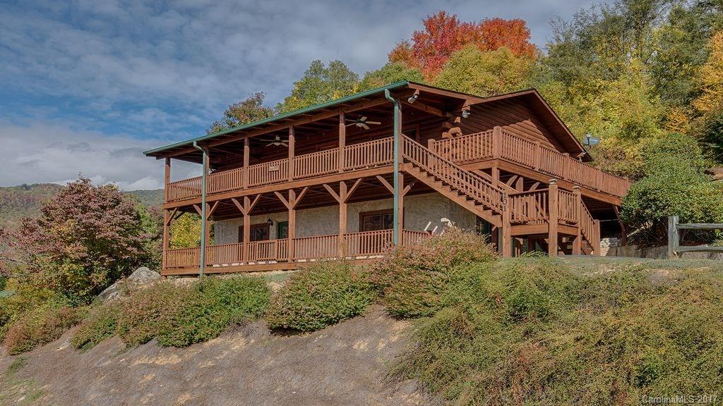 101 Elm Drive Maggie Valley NC 28751