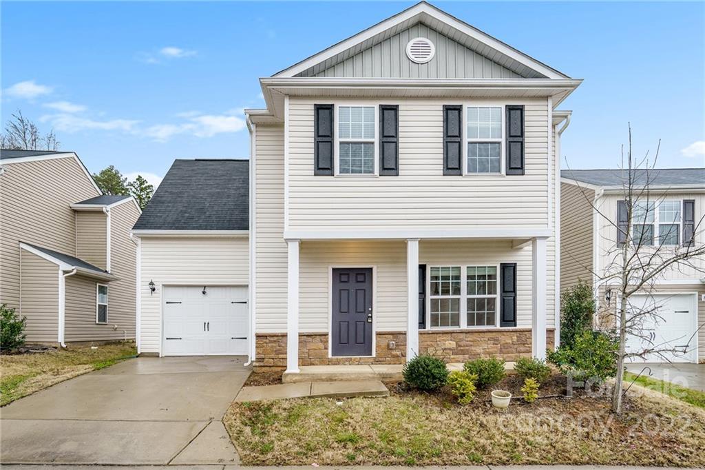 8218 Gabon Court Charlotte NC 28215