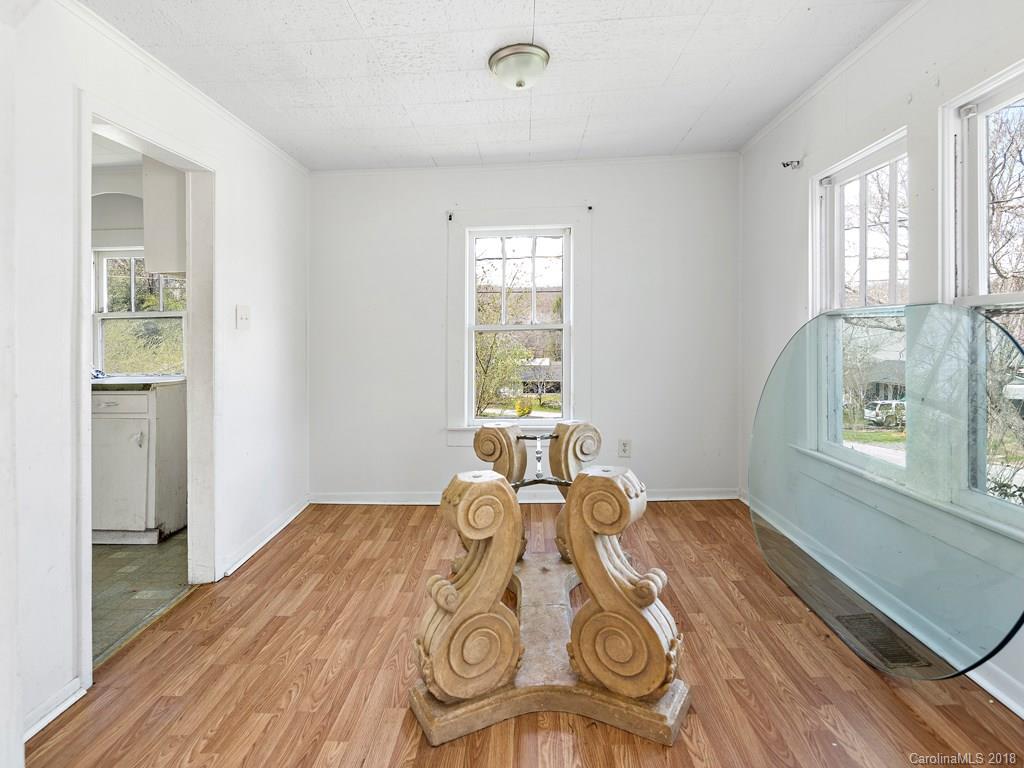 231 Oakdale Street Brevard NC 28712