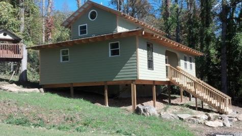 115 Azalea Avenue Swannanoa NC 28778