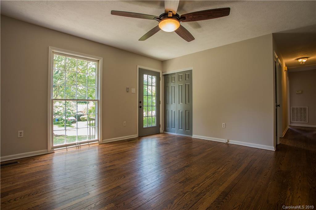 130 Wyoming Road Asheville NC 28803