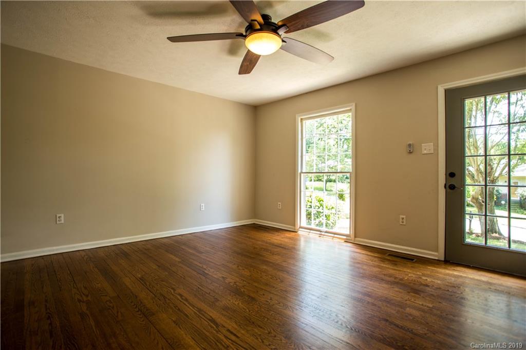 130 Wyoming Road Asheville NC 28803
