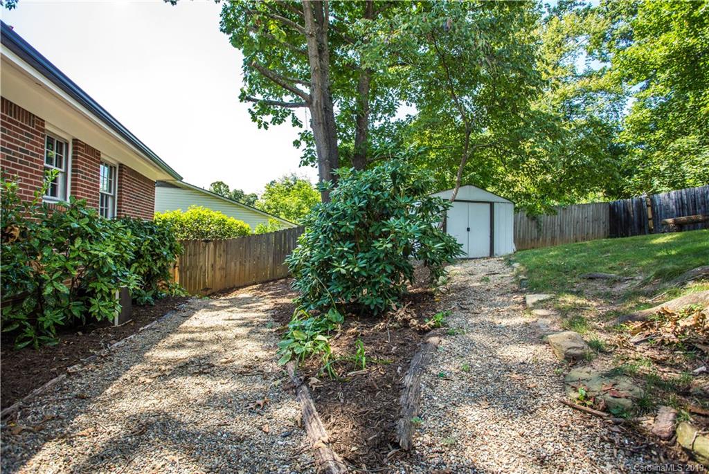 130 Wyoming Road Asheville NC 28803