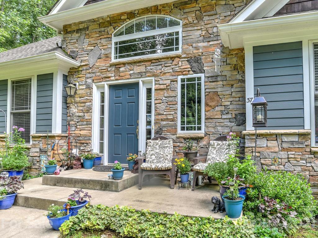 37 Gaston Mountain Road Asheville NC 28806