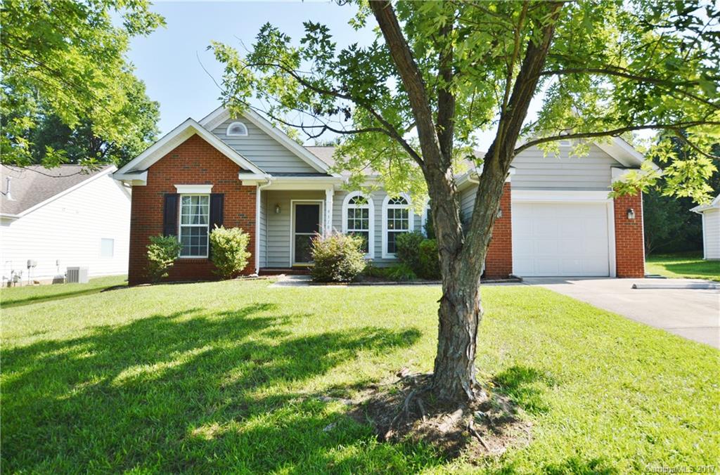 9318 Broken Pine Lane Charlotte NC 28269