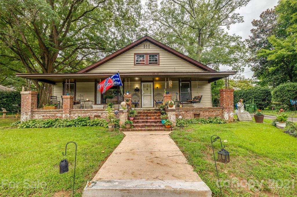 122 Summit Avenue Mount Holly NC 28120