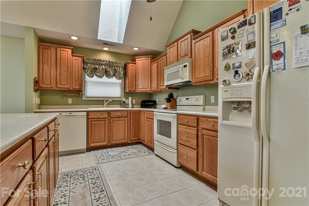 48 Honeycomb Circle Swannanoa NC 28778