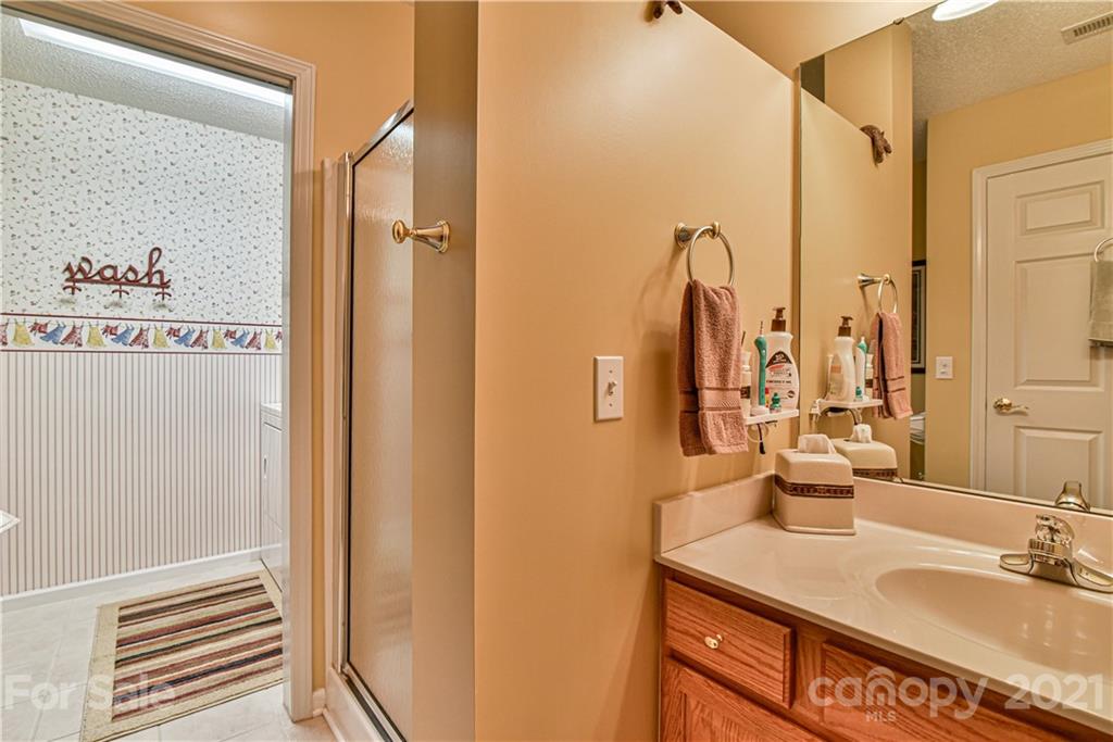 48 Honeycomb Circle Swannanoa NC 28778