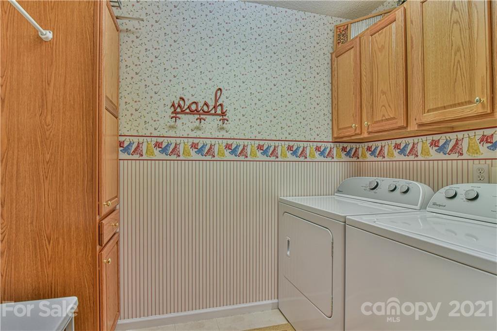 48 Honeycomb Circle Swannanoa NC 28778