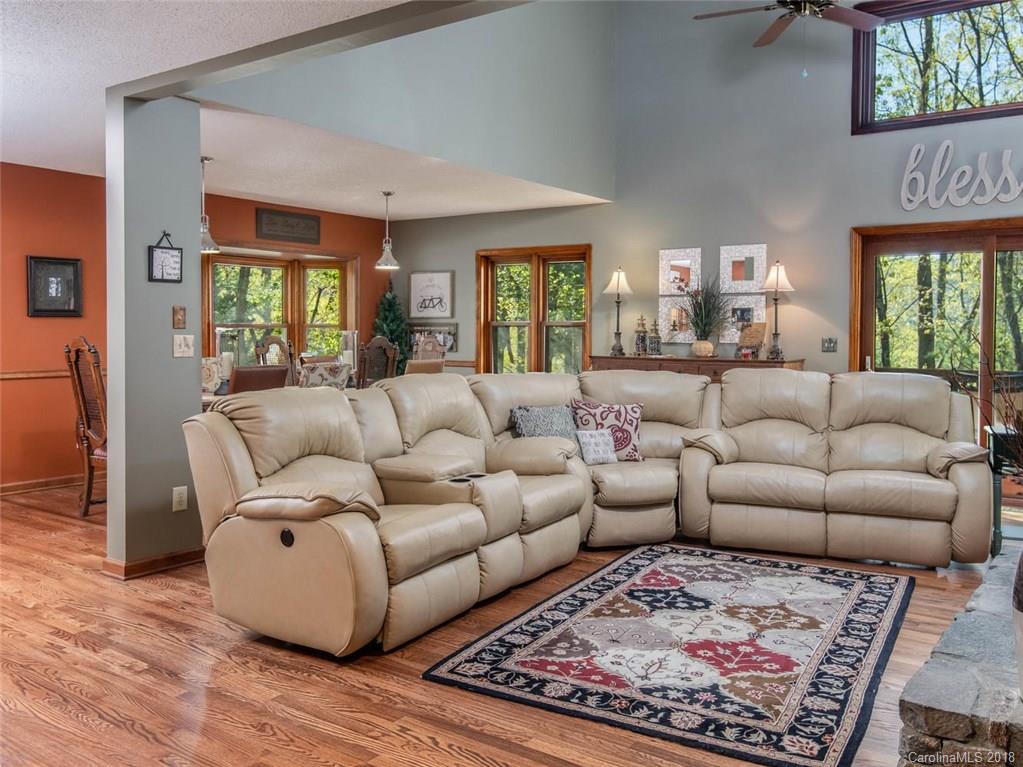 15 Cedar Summit Road Asheville NC 28803