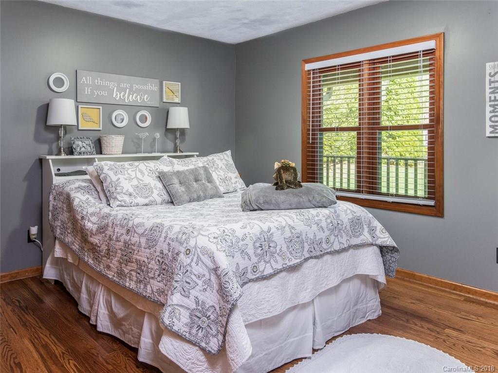 15 Cedar Summit Road Asheville NC 28803