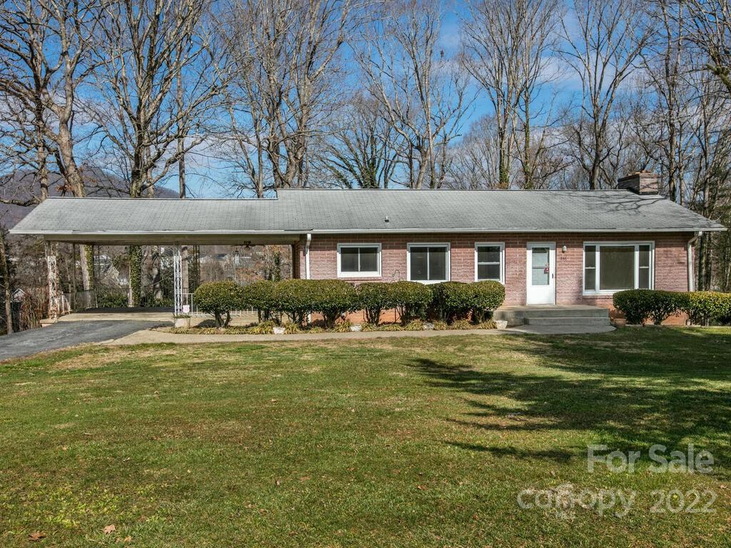 286 Justice Ridge Road Candler NC 28715