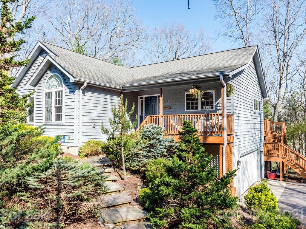 137 Buffalo Trail Asheville NC 28805