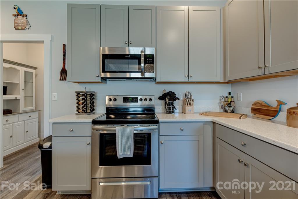137 Water Leaf Drive Weaverville NC 28787