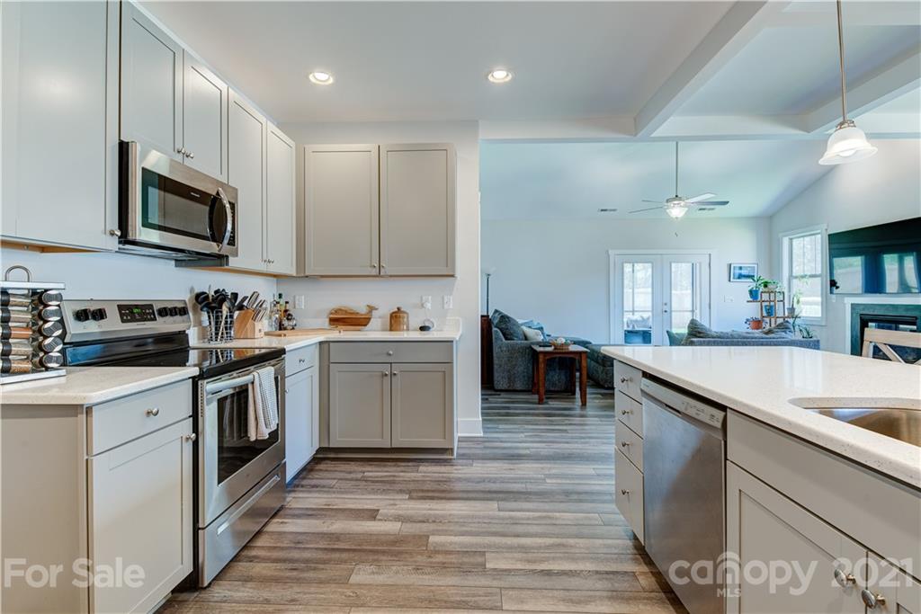 137 Water Leaf Drive Weaverville NC 28787