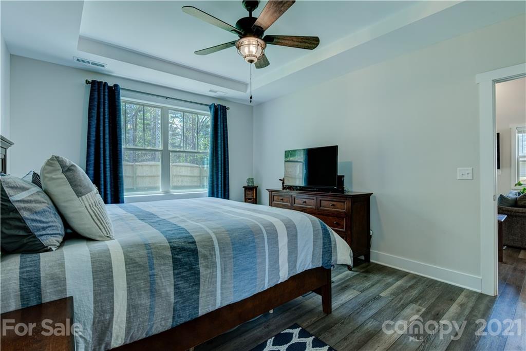 137 Water Leaf Drive Weaverville NC 28787