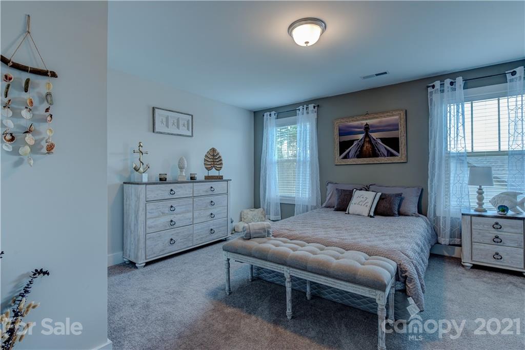 137 Water Leaf Drive Weaverville NC 28787