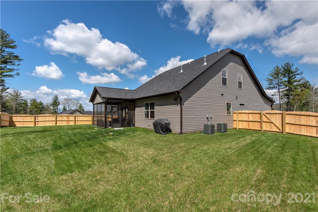 137 Water Leaf Drive Weaverville NC 28787